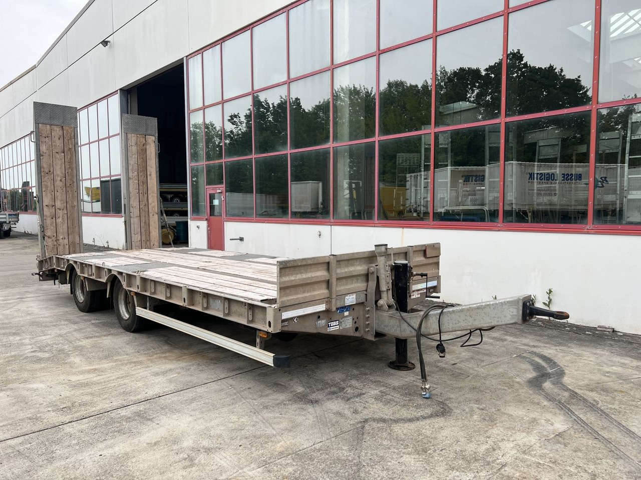 Humbaur HBTZ 21 t Tandemtieflader - Remolque góndola rebajadas: foto 2 Humbaur HBTZ 21 t Tandemtieflader - Remolque góndola rebajadas: foto 2