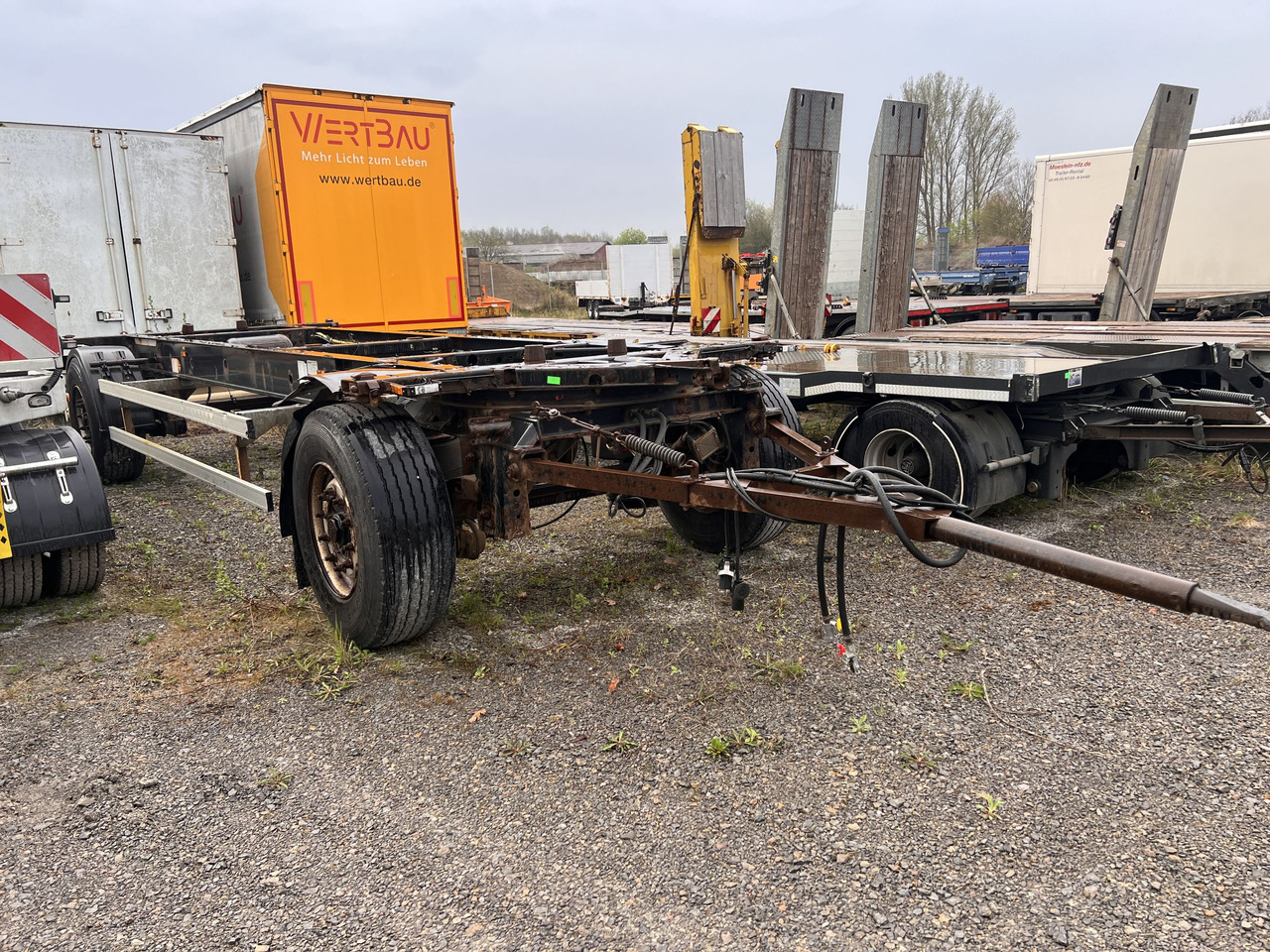 KRONE DB07CLNF 2 Achs Wechselanhänger BDF - Remolque portacontenedore/ Intercambiable: foto 2 KRONE DB07CLNF 2 Achs Wechselanhänger BDF - Remolque portacontenedore/ Intercambiable: foto 2