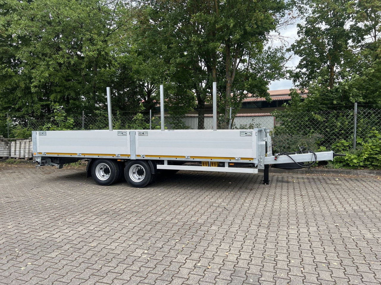 Möslein 14,4 t Tandem- Pritschenanhänger- Tieflader - Remolque plataforma/ Caja abierta: foto 1 Möslein 14,4 t Tandem- Pritschenanhänger- Tieflader - Remolque plataforma/ Caja abierta: foto 1