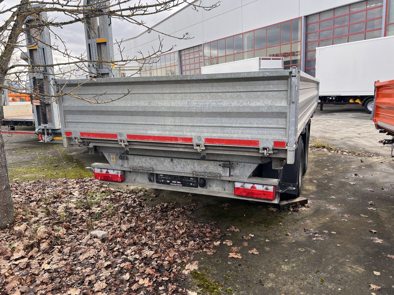 Möslein 19 t Tandemkipper- Tieflader - Remolque volquete: foto 4 Möslein 19 t Tandemkipper- Tieflader - Remolque volquete: foto 4
