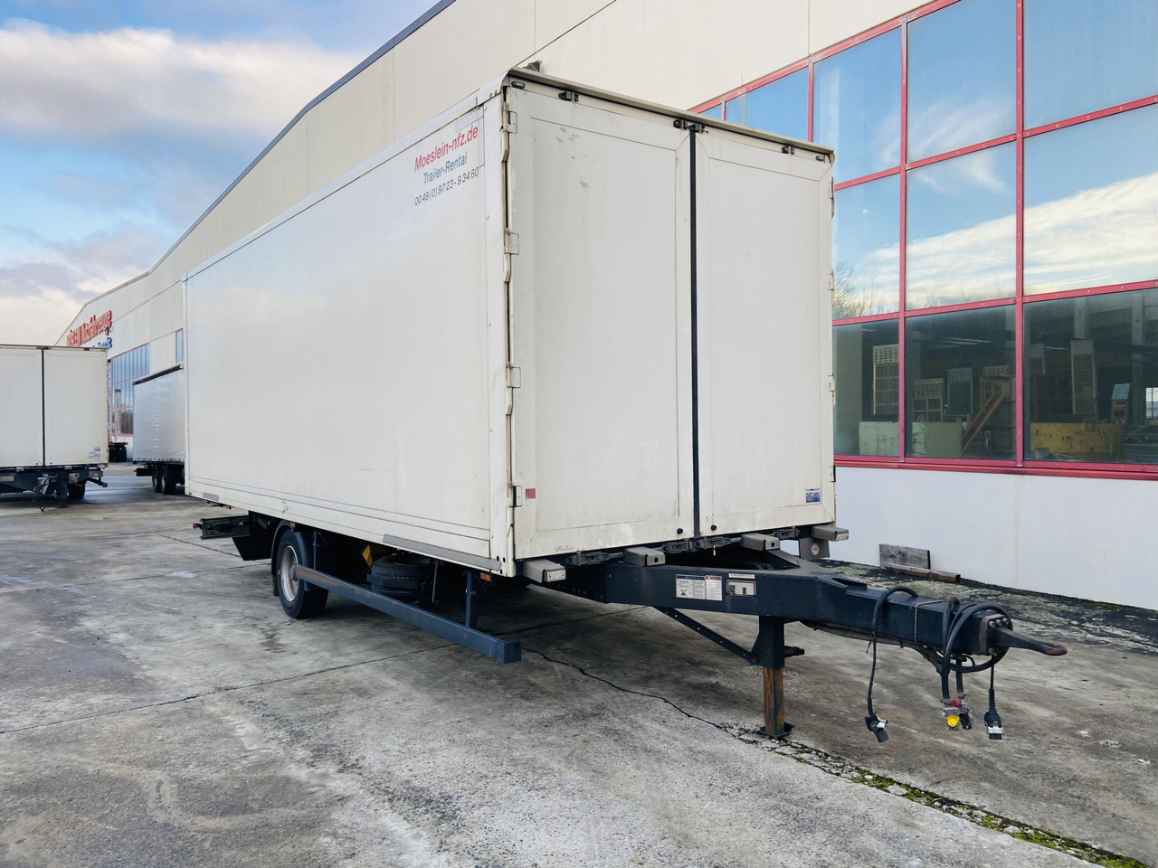Möslein EK 1- D 7,3 1 Achs Kofferanhänger - Remolque caja cerrada: foto 3 Möslein EK 1- D 7,3 1 Achs Kofferanhänger - Remolque caja cerrada: foto 3