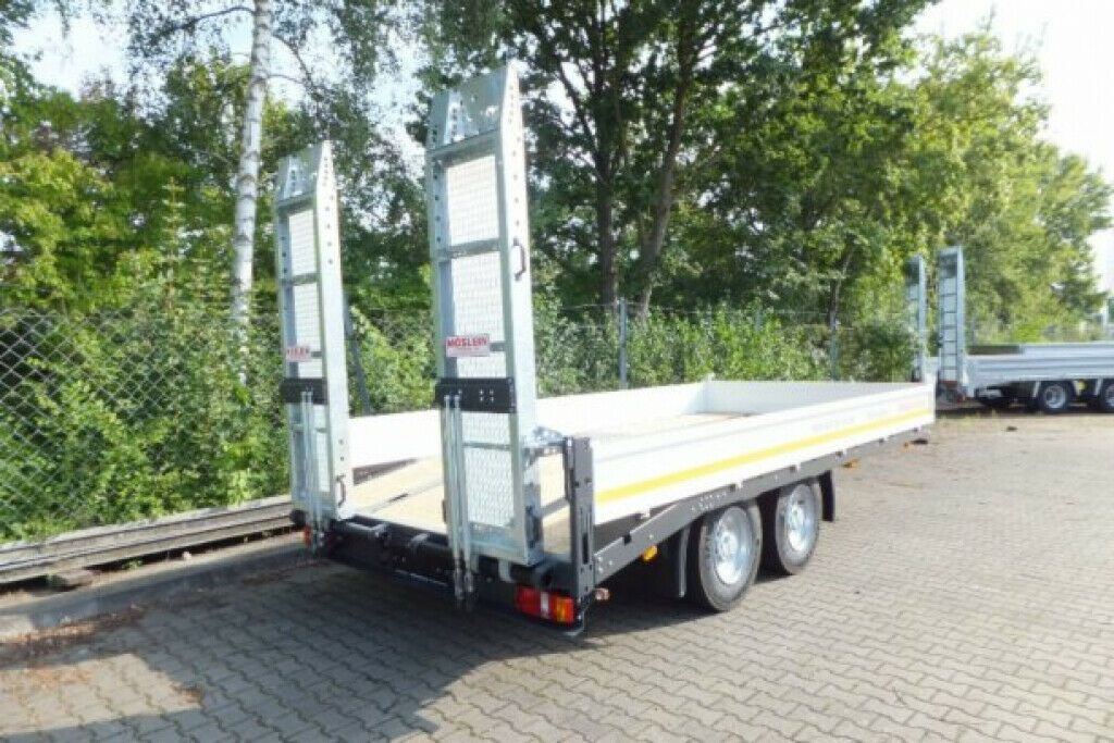 Möslein Neuer Tandemtieflader 13 t GG - Remolque góndola rebajadas: foto 4 Möslein Neuer Tandemtieflader 13 t GG - Remolque góndola rebajadas: foto 4