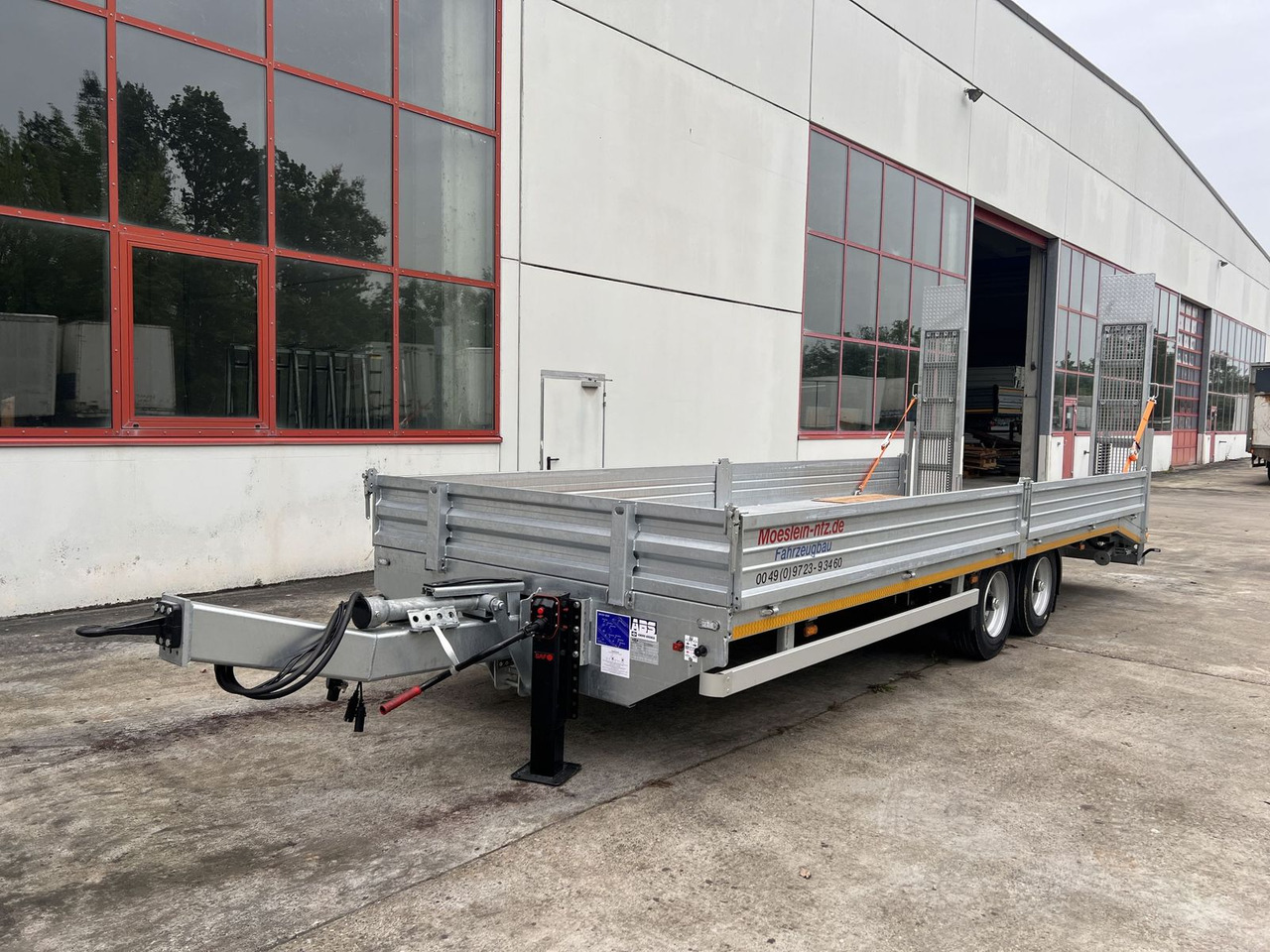 Möslein Neuer Tandemtieflader, 7,28 m Ladefläche - Remolque góndola rebajadas: foto 2 Möslein Neuer Tandemtieflader, 7,28 m Ladefläche - Remolque góndola rebajadas: foto 2
