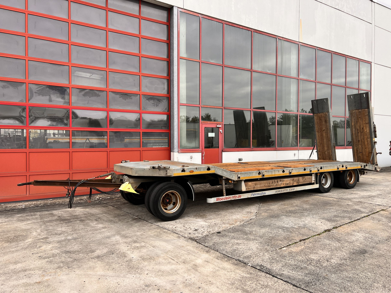 Möslein TF3 Schwebheim  3 Achs Tiefladeranhänger - Remolque góndola rebajadas: foto 5 Möslein TF3 Schwebheim  3 Achs Tiefladeranhänger - Remolque góndola rebajadas: foto 5