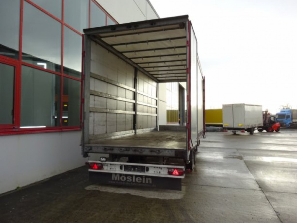 Möslein TP 11 Schwebheim Tandem- Schiebeplanenanhänger zum Durchladen - Remolque con toldo: foto 5 Möslein TP 11 Schwebheim Tandem- Schiebeplanenanhänger zum Durchladen - Remolque con toldo: foto 5