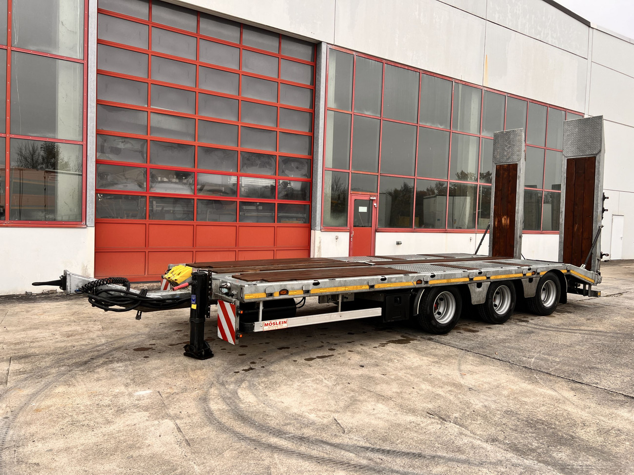Möslein TTA33 Schwebheim 31 t Tridemtieflader gelenkt, Neuwertig - Remolque góndola rebajadas: foto 4 Möslein TTA33 Schwebheim 31 t Tridemtieflader gelenkt, Neuwertig - Remolque góndola rebajadas: foto 4