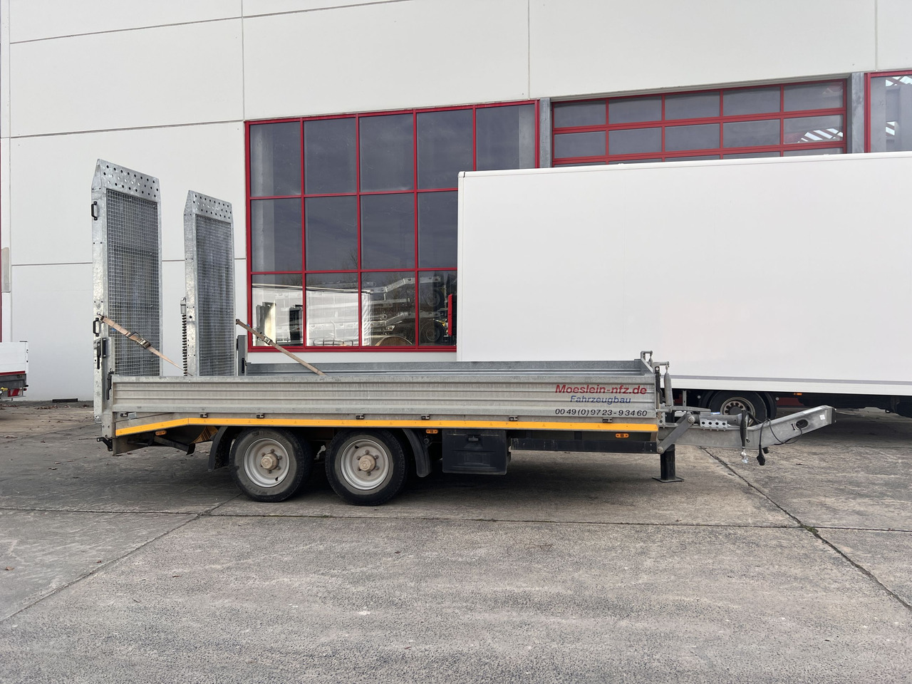 Möslein TTS 11 Schwebheim Tandemtieflader, Breite Rampen, Wenig Benutzt - Remolque góndola rebajadas: foto 1 Möslein TTS 11 Schwebheim Tandemtieflader, Breite Rampen, Wenig Benutzt - Remolque góndola rebajadas: foto 1