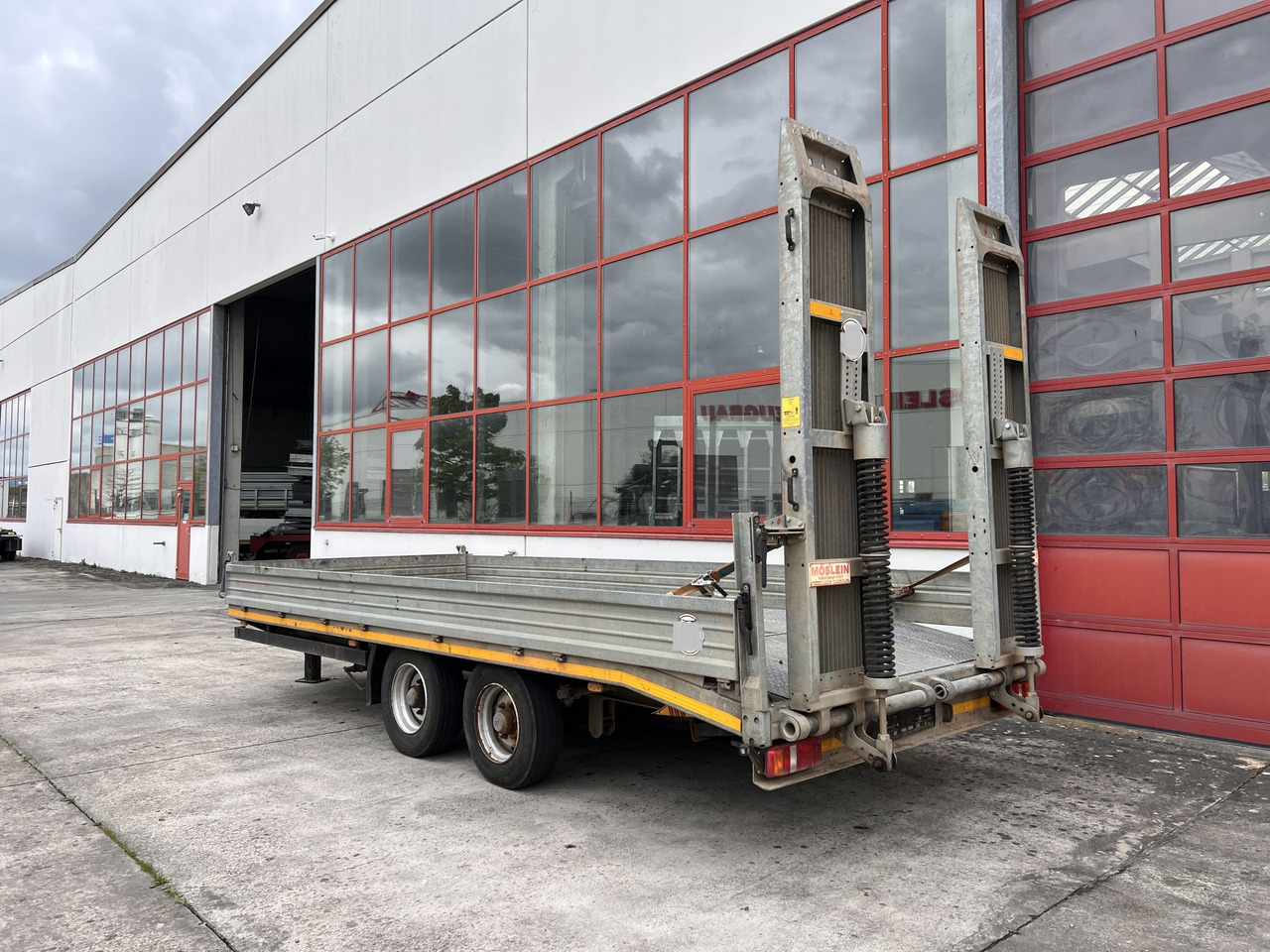 Möslein TTS 13 Schwebheim 13 t Tandemtieflader - Remolque góndola rebajadas: foto 5 Möslein TTS 13 Schwebheim 13 t Tandemtieflader - Remolque góndola rebajadas: foto 5