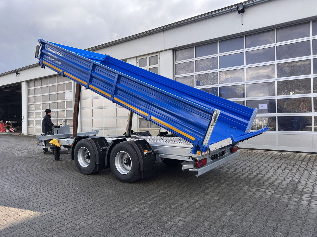 Möslein neuer 19 t Tandemkipper- Tieflader hydraulische - Remolque volquete: foto 5 Möslein neuer 19 t Tandemkipper- Tieflader hydraulische - Remolque volquete: foto 5