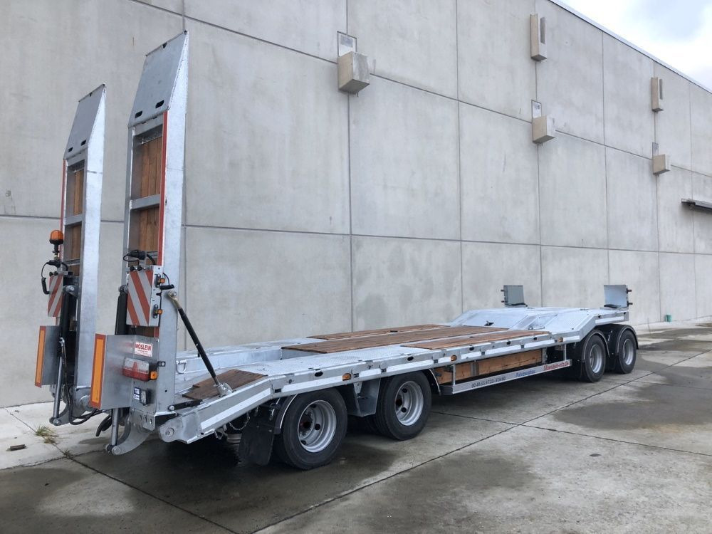 Möslein neuer 4 Achs Tieflader hydraulischen Rampen - Remolque góndola rebajadas: foto 5 Möslein neuer 4 Achs Tieflader hydraulischen Rampen - Remolque góndola rebajadas: foto 5