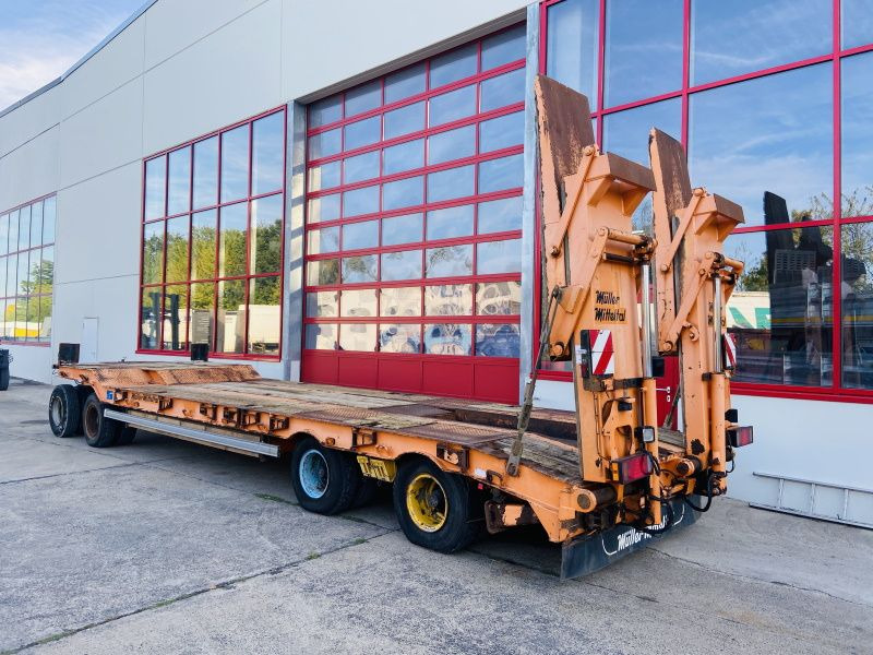 Müller Mitteltal T4 Kompakt 40,0 4 Achs Tieflader- Anhänger - Remolque góndola rebajadas: foto 2 Müller Mitteltal T4 Kompakt 40,0 4 Achs Tieflader- Anhänger - Remolque góndola rebajadas: foto 2