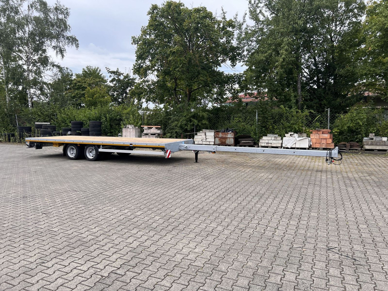 Möslein 11,9 t Tandemanhänger- Tieflader, ausziehbarLuf - Semirremolque: foto 1 Möslein 11,9 t Tandemanhänger- Tieflader, ausziehbarLuf - Semirremolque: foto 1