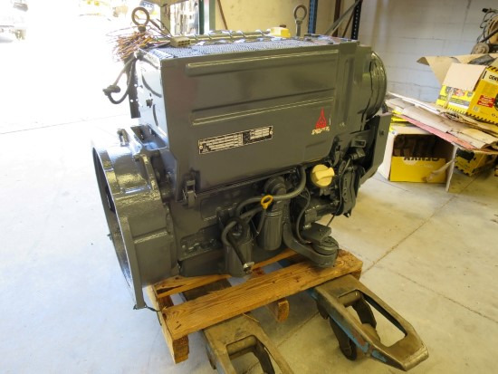 DEUTZ BF4L1011 (MOTOR) - Motor y piezas para Maquinaria de construcción: foto 1 DEUTZ BF4L1011 (MOTOR) - Motor y piezas para Maquinaria de construcción: foto 1