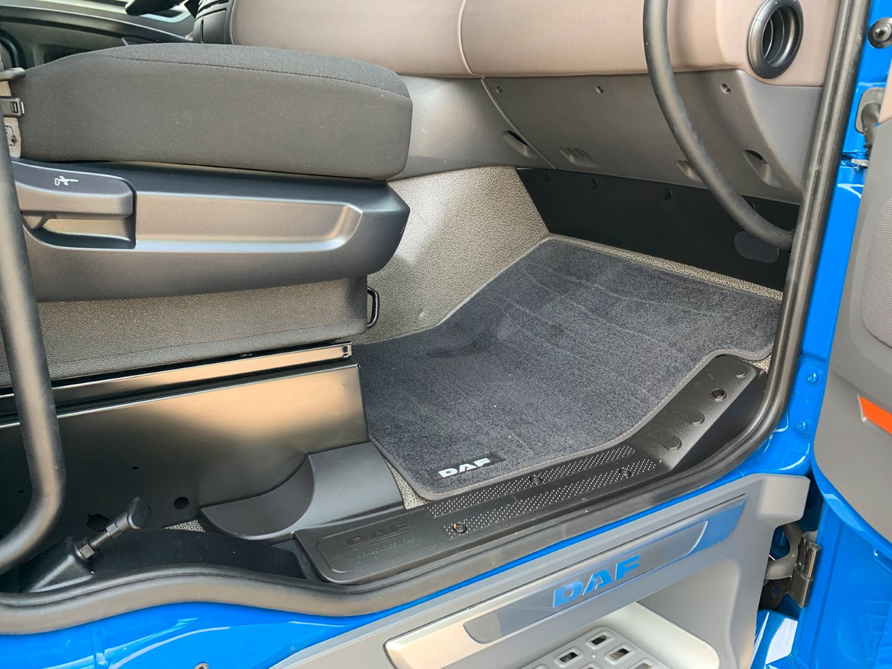 Cabeza tractora DAF FT XF 480 SC LD: foto 14 Cabeza tractora DAF FT XF 480 SC LD: foto 14