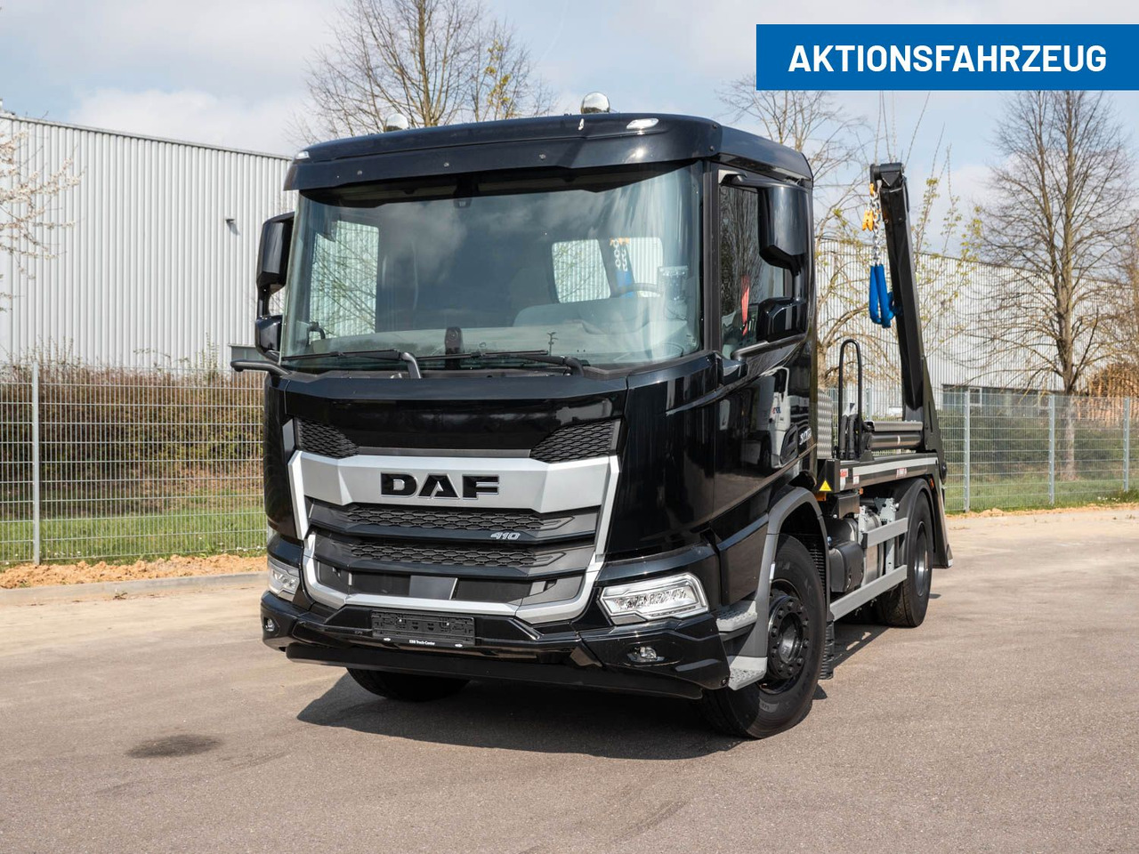 DAF FA XD 410 VDL Absetzkipper DAF FA XD 410 VDL Absetzkipper - Camión portacontenedor de cadenas: foto 1 DAF FA XD 410 VDL Absetzkipper DAF FA XD 410 VDL Absetzkipper - Camión portacontenedor de cadenas: foto 1
