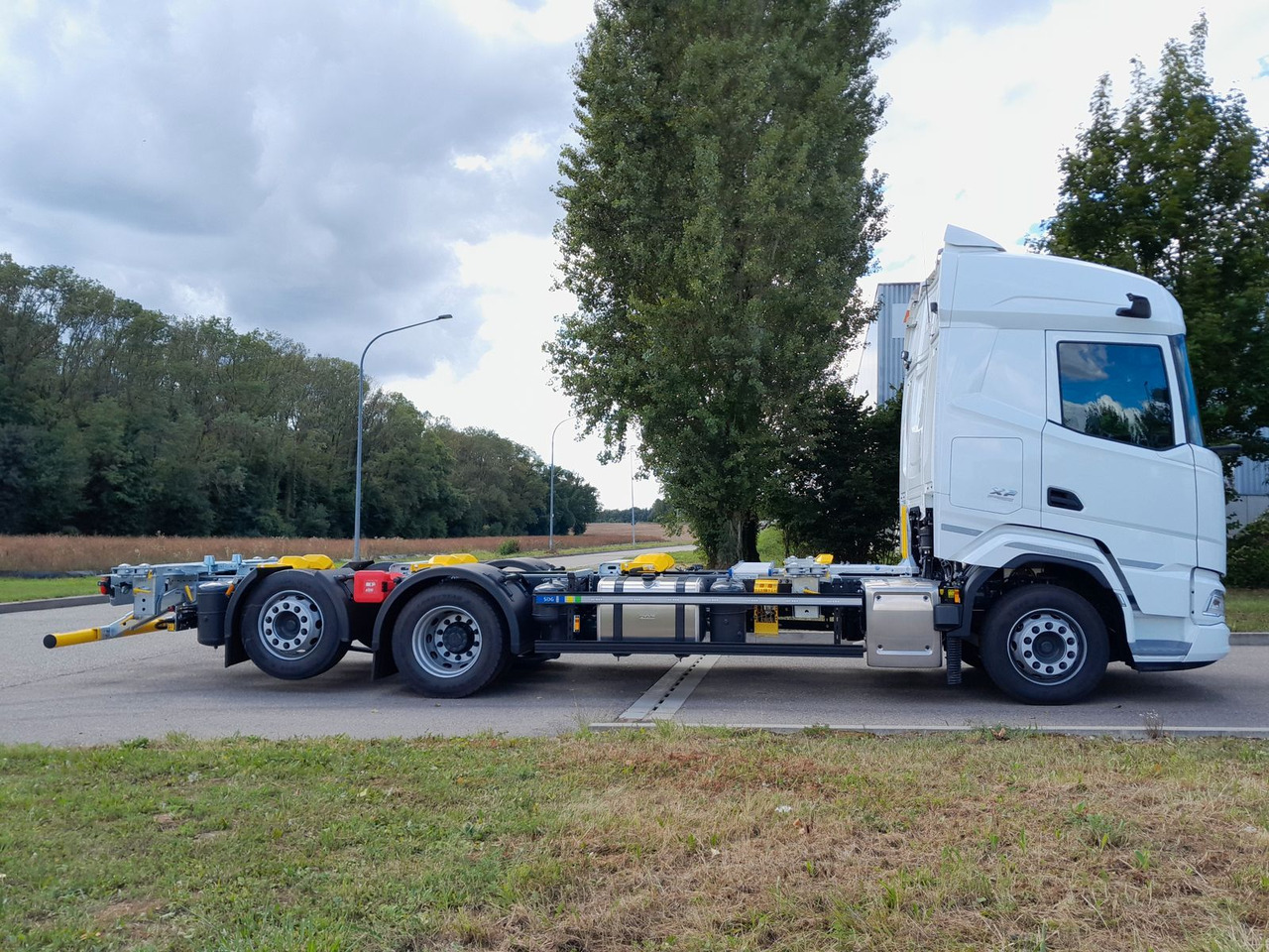 DAF FAN XF 480 NGD Multiwechsler 1020-1320 - Camión portacontenedore/ Intercambiable: foto 5 DAF FAN XF 480 NGD Multiwechsler 1020-1320 - Camión portacontenedore/ Intercambiable: foto 5