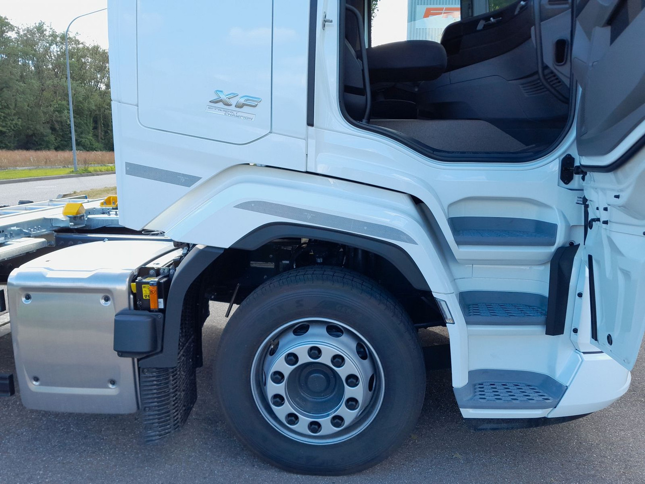 DAF FAN XF 480 NGD Multiwechsler 1020-1320 - Camión portacontenedore/ Intercambiable: foto 4 DAF FAN XF 480 NGD Multiwechsler 1020-1320 - Camión portacontenedore/ Intercambiable: foto 4