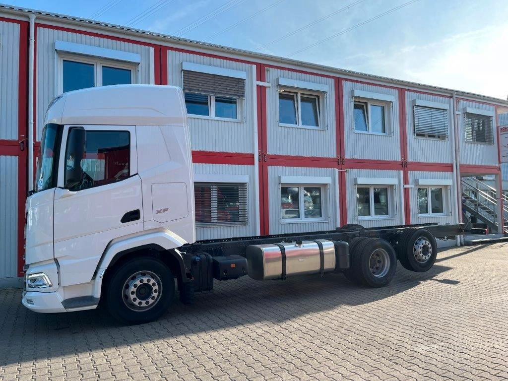 DAF FAN XF 480 ohne Aufbau - Camión chasis: foto 1 DAF FAN XF 480 ohne Aufbau - Camión chasis: foto 1