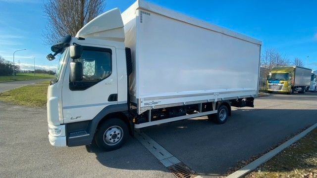 DAF LF 210 8t Pritsche-Plane LBW Tageszulassung - Camión lona: foto 2 DAF LF 210 8t Pritsche-Plane LBW Tageszulassung - Camión lona: foto 2