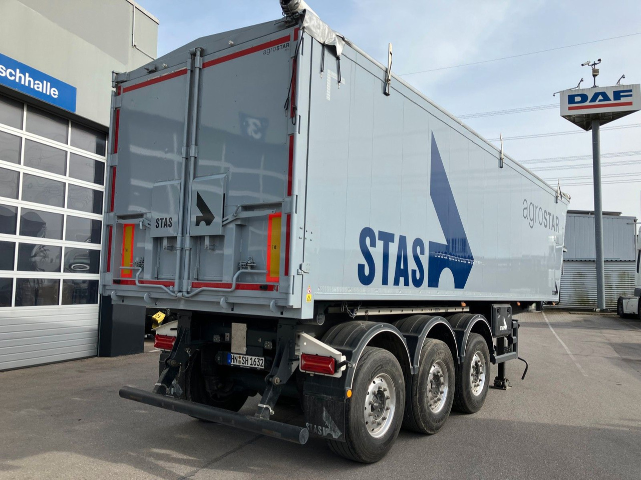 Stas AgroStar 47,3 cbm Alu-Kippsattelauflieger - Semirremolque volquete: foto 4 Stas AgroStar 47,3 cbm Alu-Kippsattelauflieger - Semirremolque volquete: foto 4