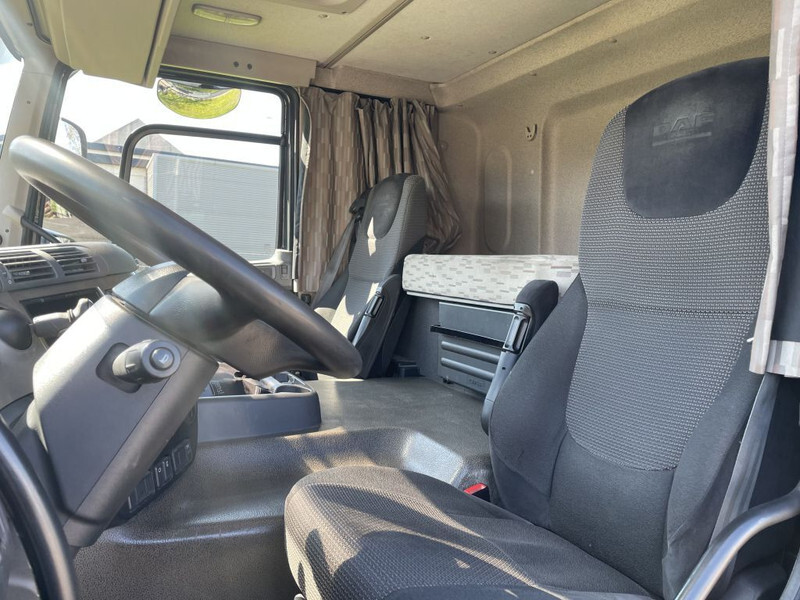 DAF CF 370 2016 only 562.000 km - Cabeza tractora: foto 5 DAF CF 370 2016 only 562.000 km - Cabeza tractora: foto 5