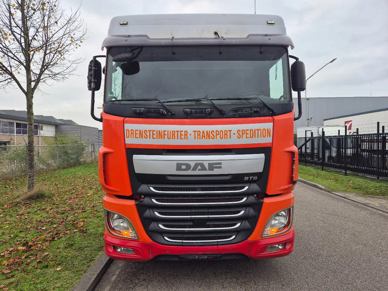 DAF XF 105.460 460 retarder - Cabeza tractora: foto 3 DAF XF 105.460 460 retarder - Cabeza tractora: foto 3