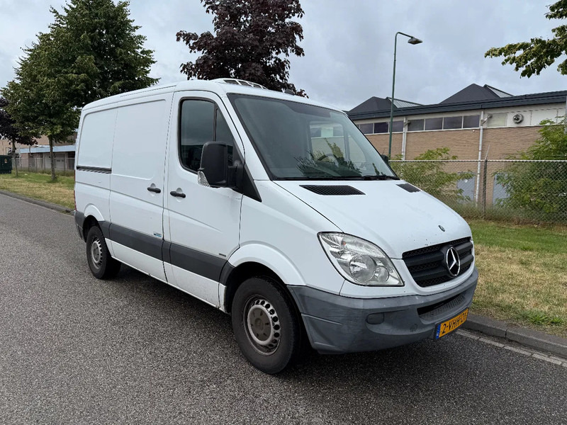 Mercedes-Benz Sprinter 313 2010 kuhlung diepfreez - Furgoneta frigorifica: foto 1 Mercedes-Benz Sprinter 313 2010 kuhlung diepfreez - Furgoneta frigorifica: foto 1