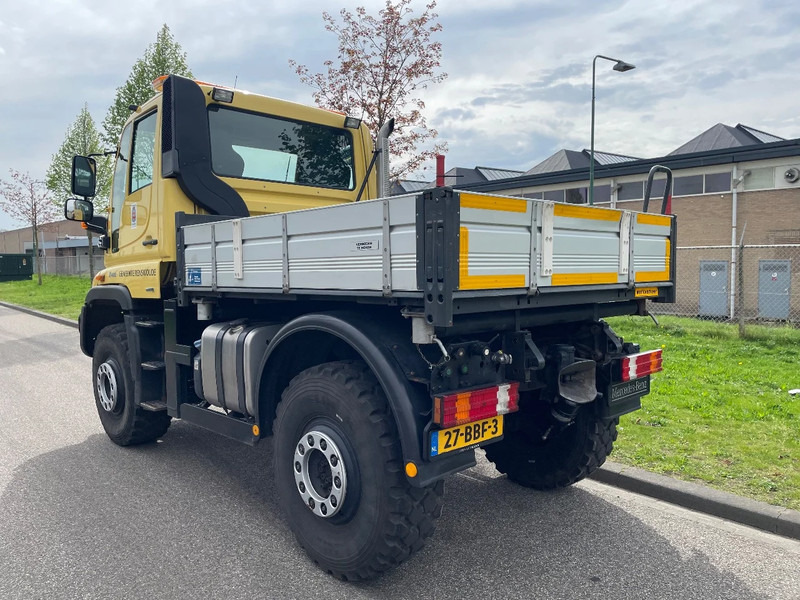 Camión volquete Mercedes-Benz unimog U400: foto 6