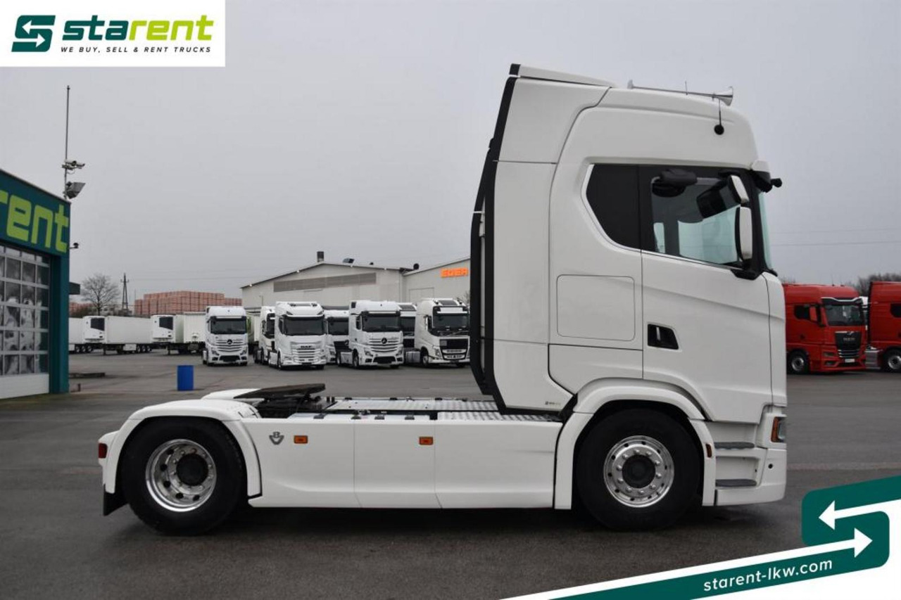 Scania S580 V8 Standklima Retarder Kaffeemaschine Navi - Cabeza tractora: foto 4 Scania S580 V8 Standklima Retarder Kaffeemaschine Navi - Cabeza tractora: foto 4