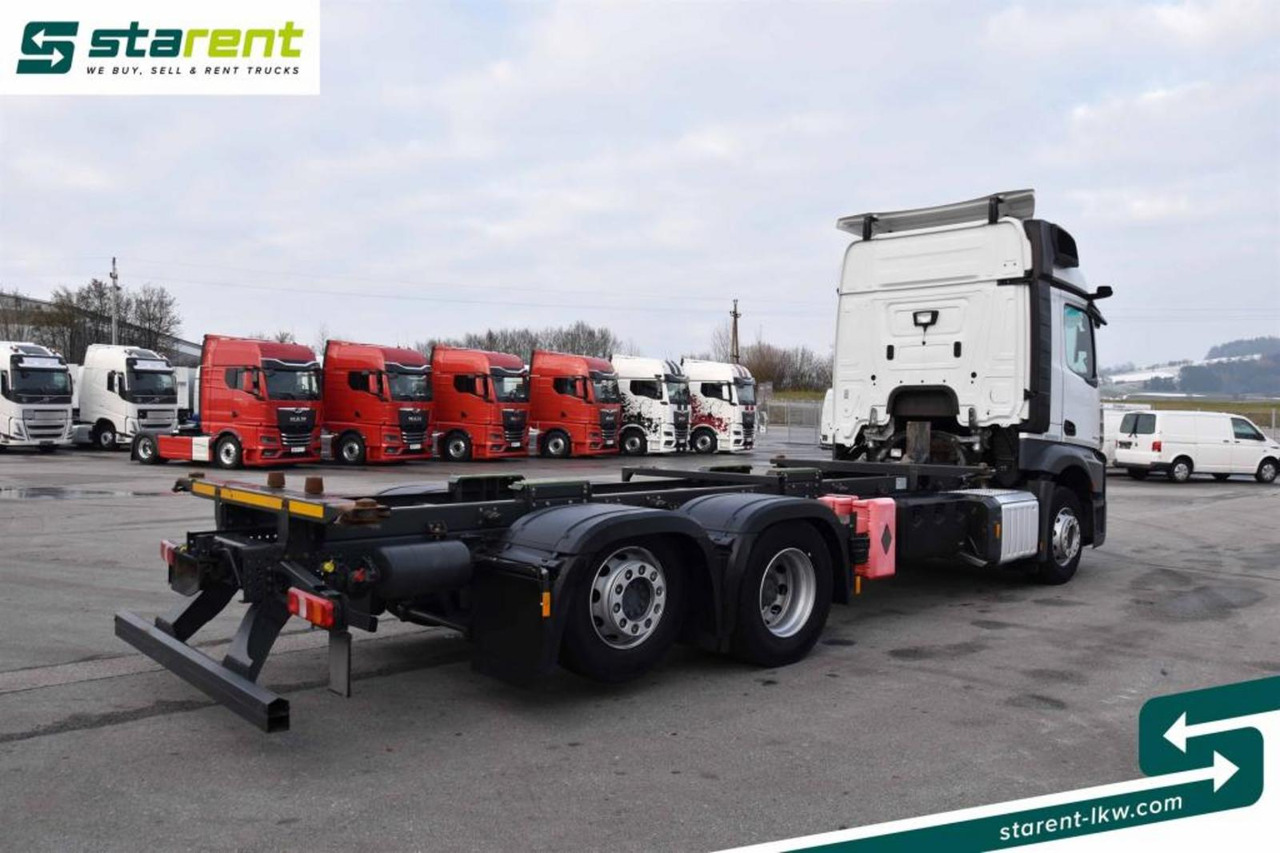 Mercedes Benz Actros 2645L Retarder Mirror Cam NAVI Liftachse - Camión portacontenedore/ Intercambiable: foto 5 Mercedes Benz Actros 2645L Retarder Mirror Cam NAVI Liftachse - Camión portacontenedore/ Intercambiable: foto 5