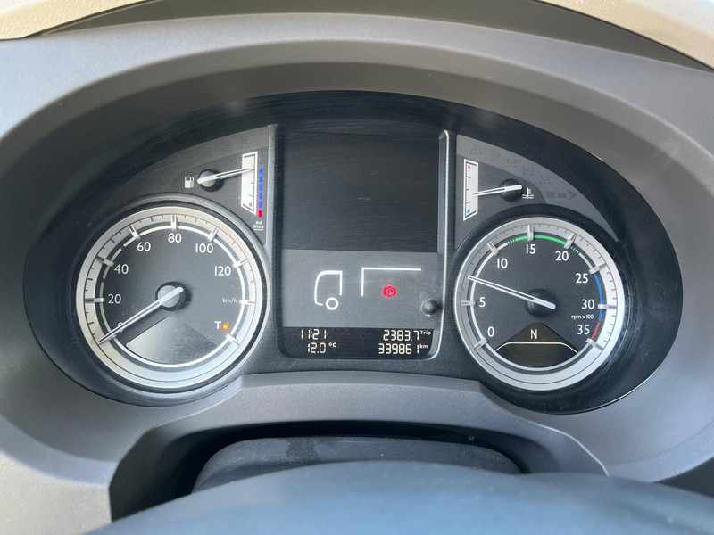 Camión caja cerrada DAF LF 210, 4x2, Euro 6, Airco, Nav: foto 17
