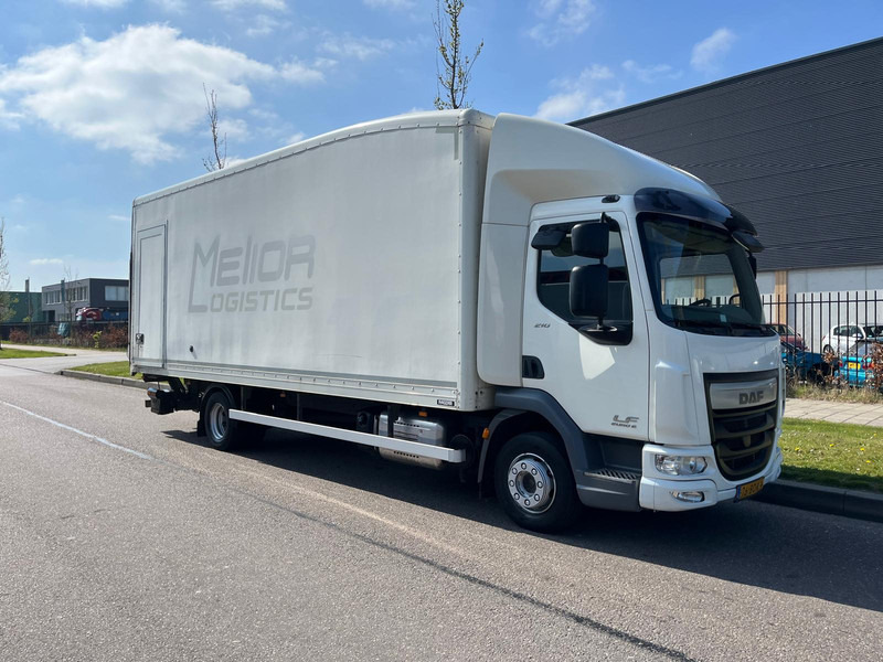Camión caja cerrada DAF LF 210, 4x2, Euro 6, Airco, Nav: foto 6