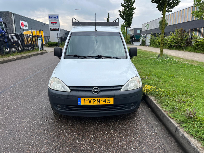 Opel Combo 1.3 CDTI, Airco, Radio, Roofrack - Furgoneta pequeña: foto 4 Opel Combo 1.3 CDTI, Airco, Radio, Roofrack - Furgoneta pequeña: foto 4