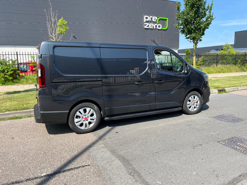 Furgoneta pequeña Renault Trafic Red 2.0 CDI, L1 H1, 150 PK, Euro 6, Airco, cruise, nav, camera,: foto 13