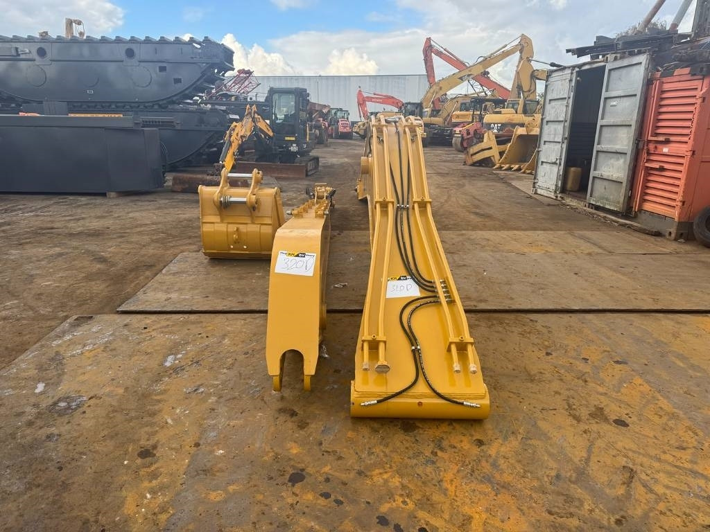 CAT 320 D L LONG REACH BOOM 15M UNUSED - Excavadora: foto 5 CAT 320 D L LONG REACH BOOM 15M UNUSED - Excavadora: foto 5