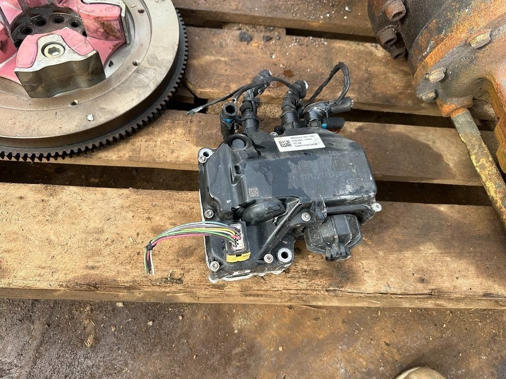 CAT 389-2683 485-9753-01 - Motor para Maquinaria de construcción: foto 1 CAT 389-2683 485-9753-01 - Motor para Maquinaria de construcción: foto 1