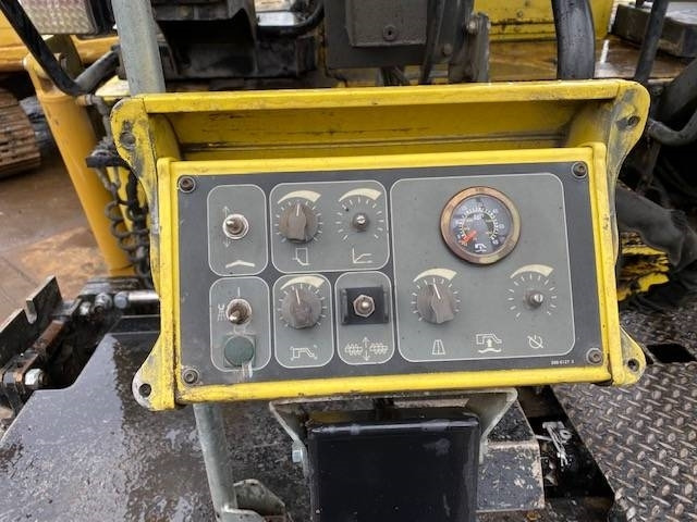 Pavimentadora de asfalto CAT AP 655 D: foto 20