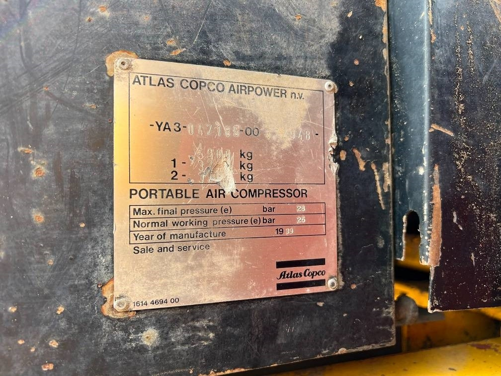 Perforadora Sisu 12E480 6X6 WATER WELL DRILL ATLAS COPCO XRV410 (50: foto 17