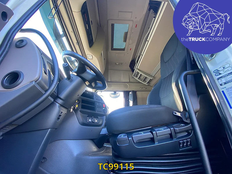 Cabeza tractora DAF XF 480: foto 7