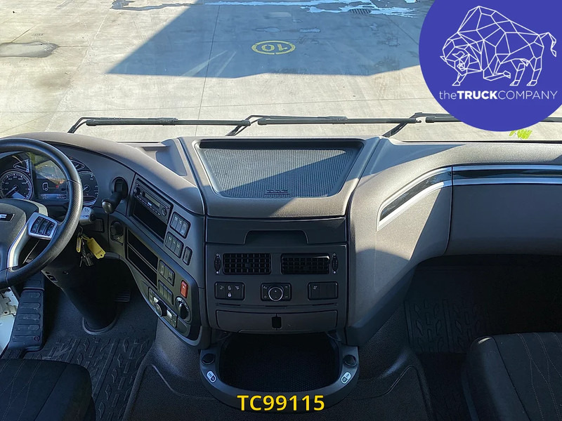 Cabeza tractora DAF XF 480: foto 9