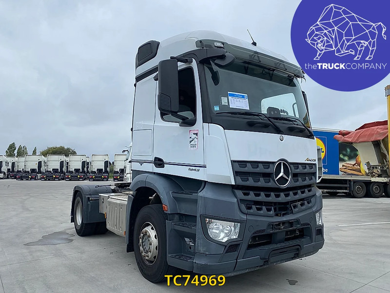 Cabeza tractora Mercedes-Benz Arocs 1943: foto 8