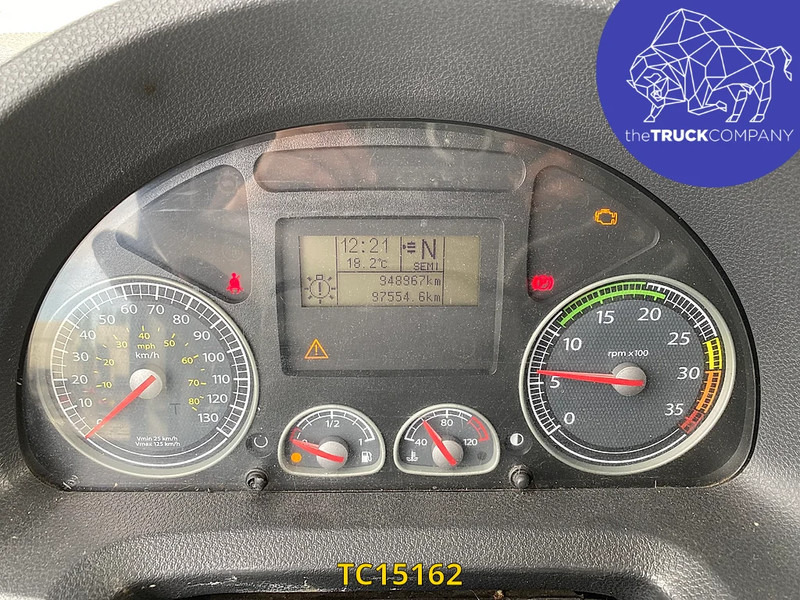 Iveco EuroCargo 160 E25 - Camión caja cerrada: foto 5 Iveco EuroCargo 160 E25 - Camión caja cerrada: foto 5