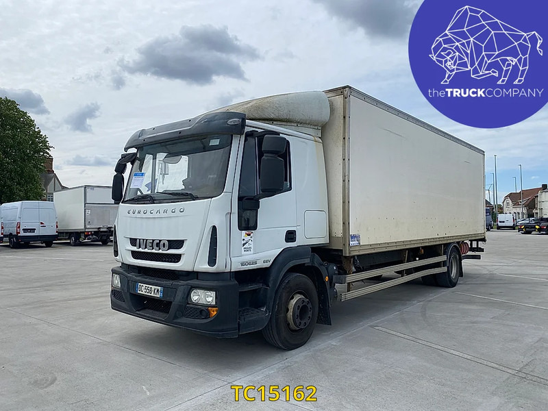 Iveco EuroCargo 160 E25 - Camión caja cerrada: foto 1 Iveco EuroCargo 160 E25 - Camión caja cerrada: foto 1