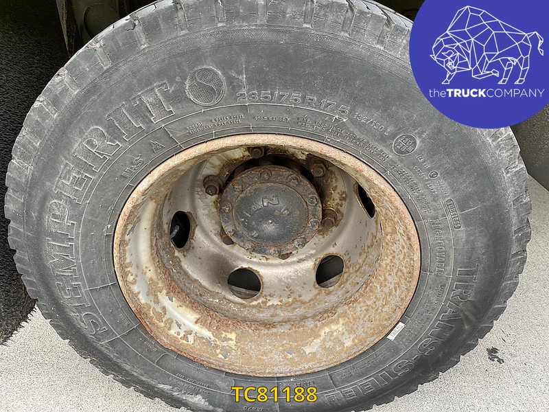 Camión caja cerrada MAN TGL 220: foto 19