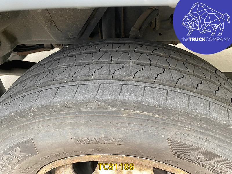 Camión caja cerrada MAN TGL 220: foto 16