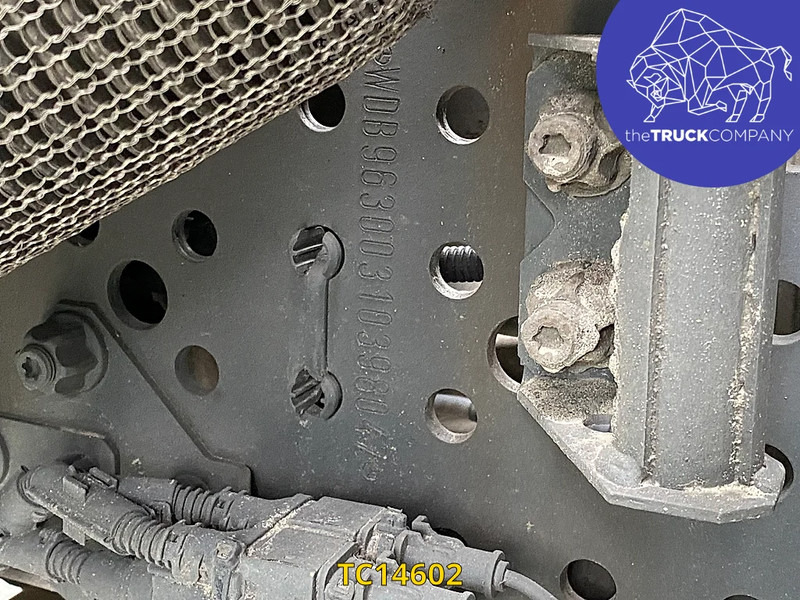 Camión caja cerrada Mercedes-Benz Antos 1827: foto 11