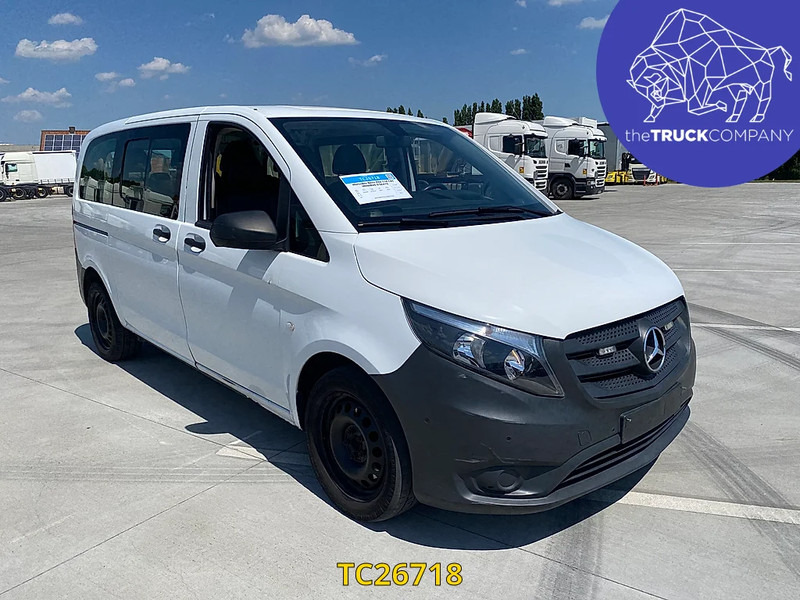 Mercedes-Benz Vito 114 CDI MINIBUS 9 SEATS - Minibús, Furgoneta de pasajeros: foto 2 Mercedes-Benz Vito 114 CDI MINIBUS 9 SEATS - Minibús, Furgoneta de pasajeros: foto 2