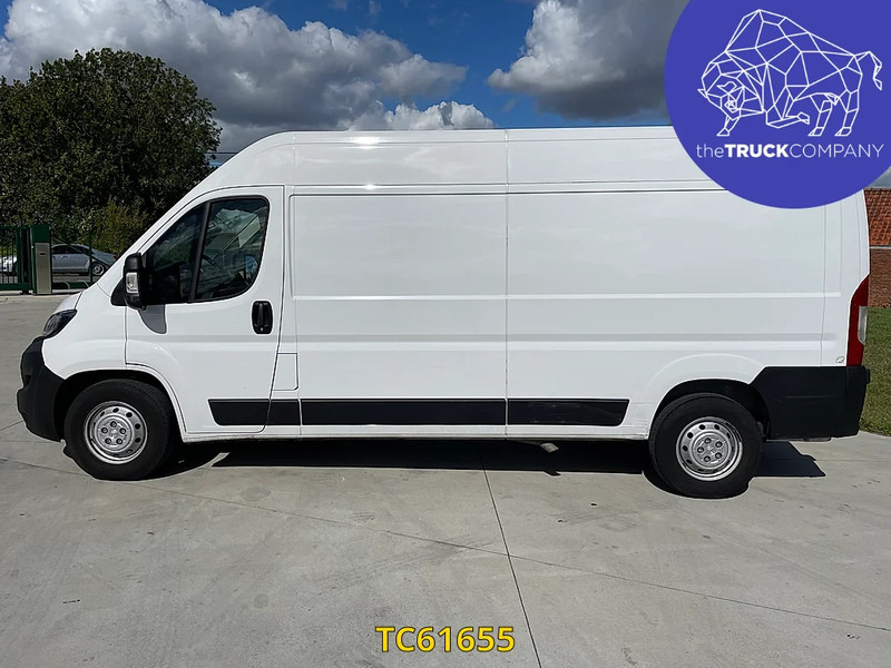 Peugeot Boxer 435 L3 H2 2.2 Blue HDI - Furgón: foto 2 Peugeot Boxer 435 L3 H2 2.2 Blue HDI - Furgón: foto 2