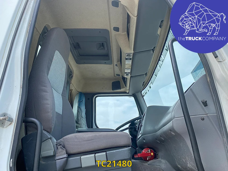 Renault Kerax 370 - Camión portacontenedore/ Intercambiable: foto 4 Renault Kerax 370 - Camión portacontenedore/ Intercambiable: foto 4
