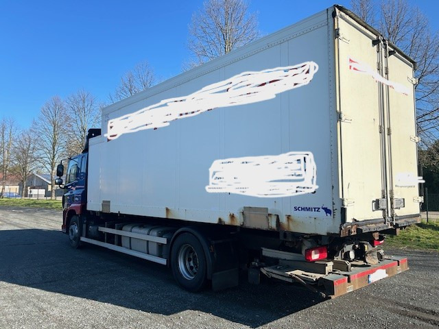 DAF CF 370 Tiefkühler NUR 426000 km - Camión frigorífico: foto 5 DAF CF 370 Tiefkühler NUR 426000 km - Camión frigorífico: foto 5